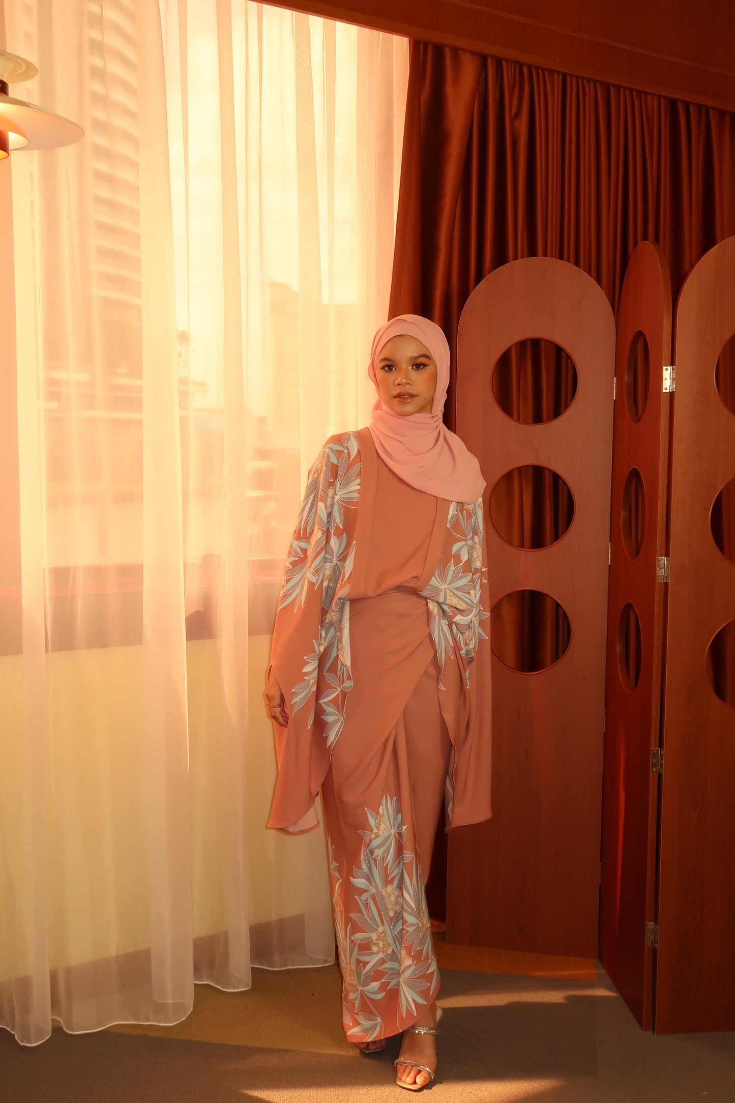 Kebaya Lily - 4 in 1