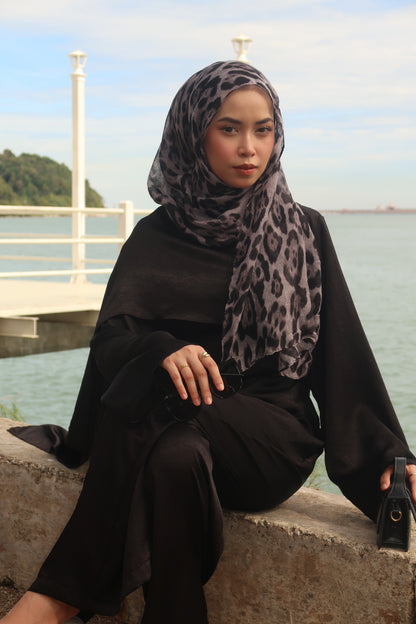 Skye Cape - Midnight Black
