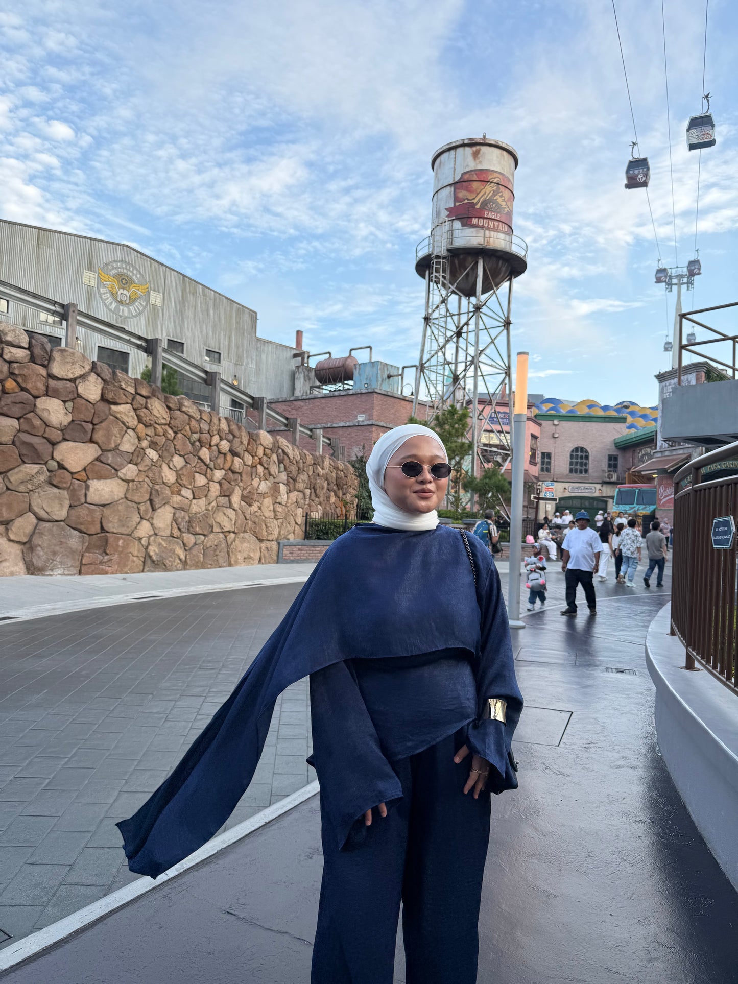 Skye Cape - Navy Blue